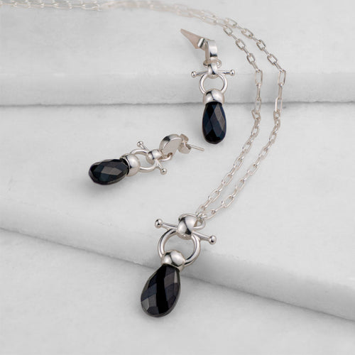 Droplette - Black Onyx Equestrian Horse Bit Necklace in Silver