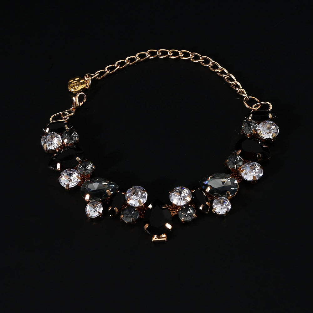 Luxury Pet Necklace – Crystal Beads & Adjustable Chain