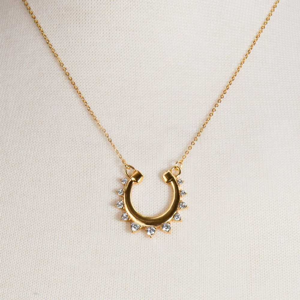 Anola - Diamond Cut Horseshoe Necklace in Gold