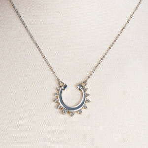 Anola - Diamond Cut Horseshoe Necklace in Silver