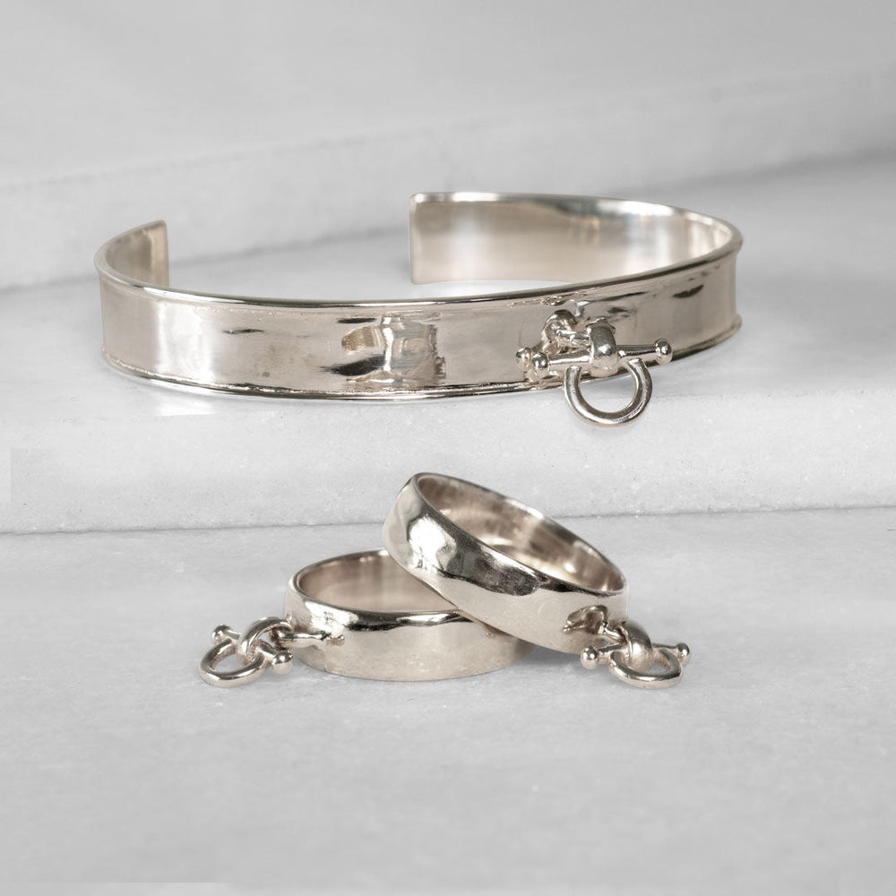 Ariston Horse Bit Equestrian Ring in Silver