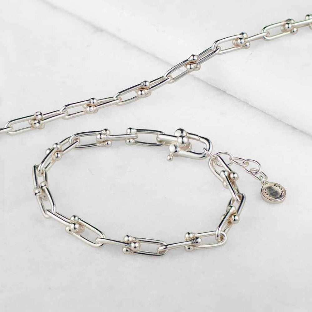 Bellamy - Horseshoe Link Equestrian Bracelet in Silver