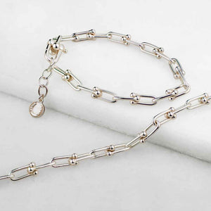 Bellamy - Horseshoe Link Equestrian Bracelet in Silver