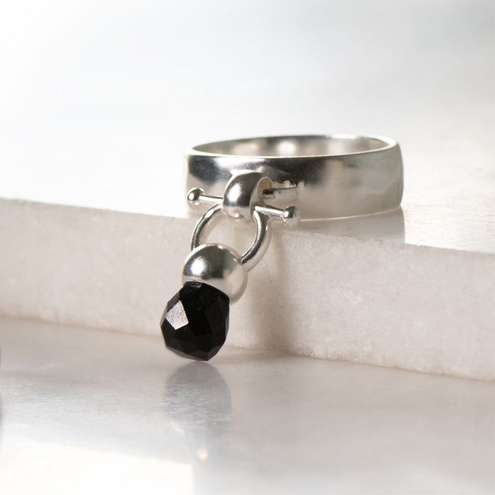 Brio - Black Onyx Horse Bit Equestrian Ring in Silver