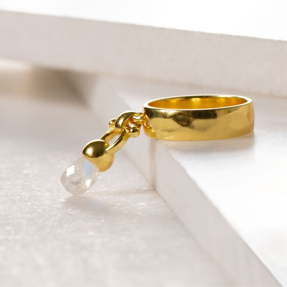 Brio - Moonstone Horse Bit Equestrian Ring in Gold