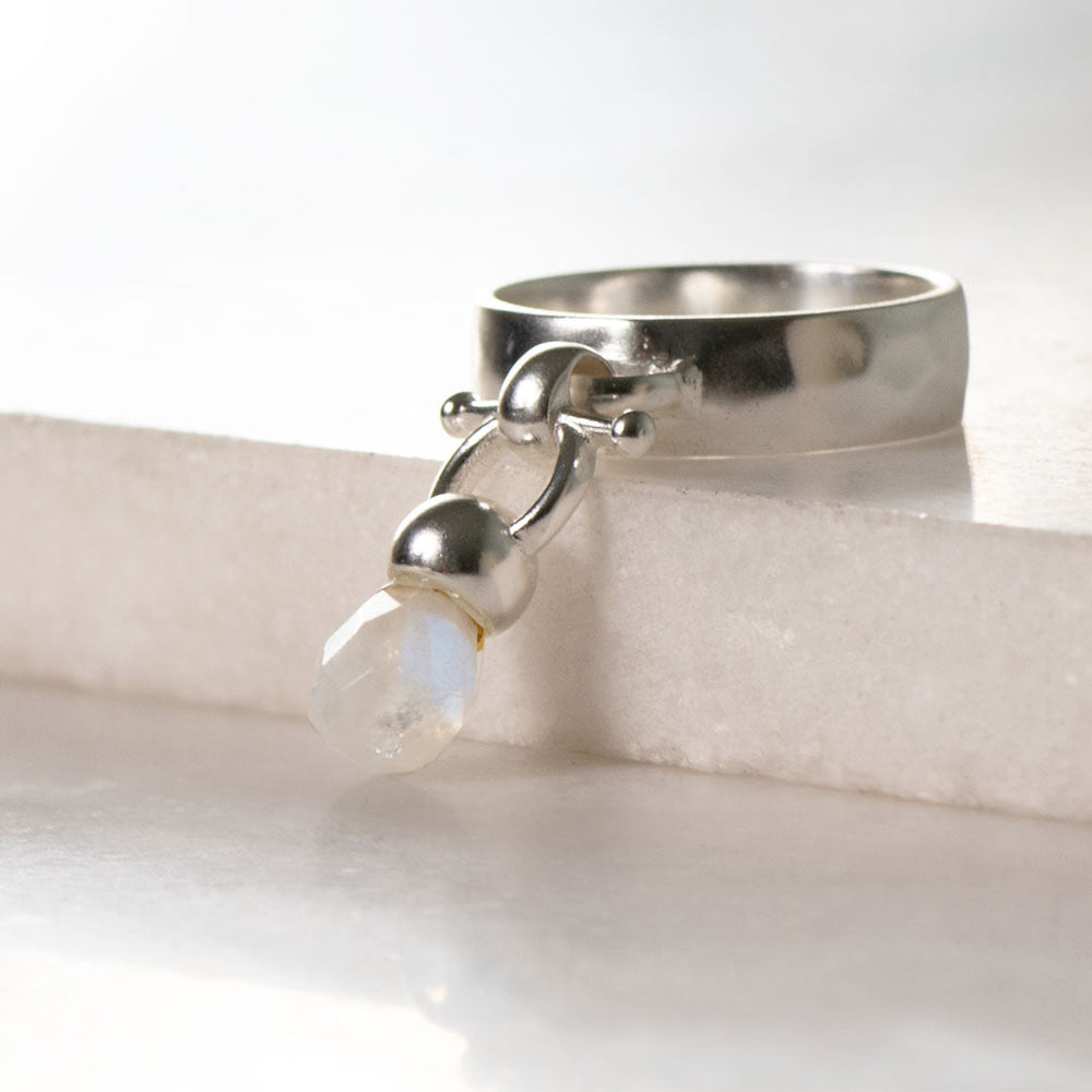 Brio - Moonstone Horse Bit Equestrian Ring in Silver