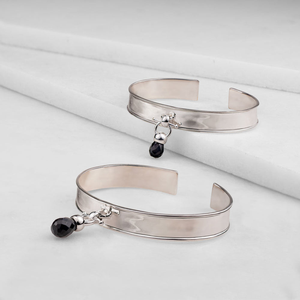 Briolette - Black Onyx Horse Bit Cuff Bracelet in Silver