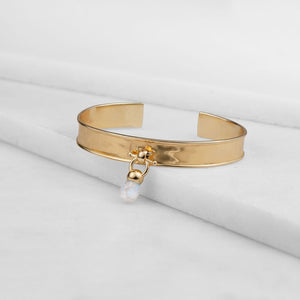 Briolette - Moonstone Horse Bit Cuff Bracelet in Gold