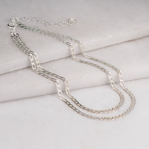 Cadence - Equestrian Curb Chain T-Bar Necklace in Silver