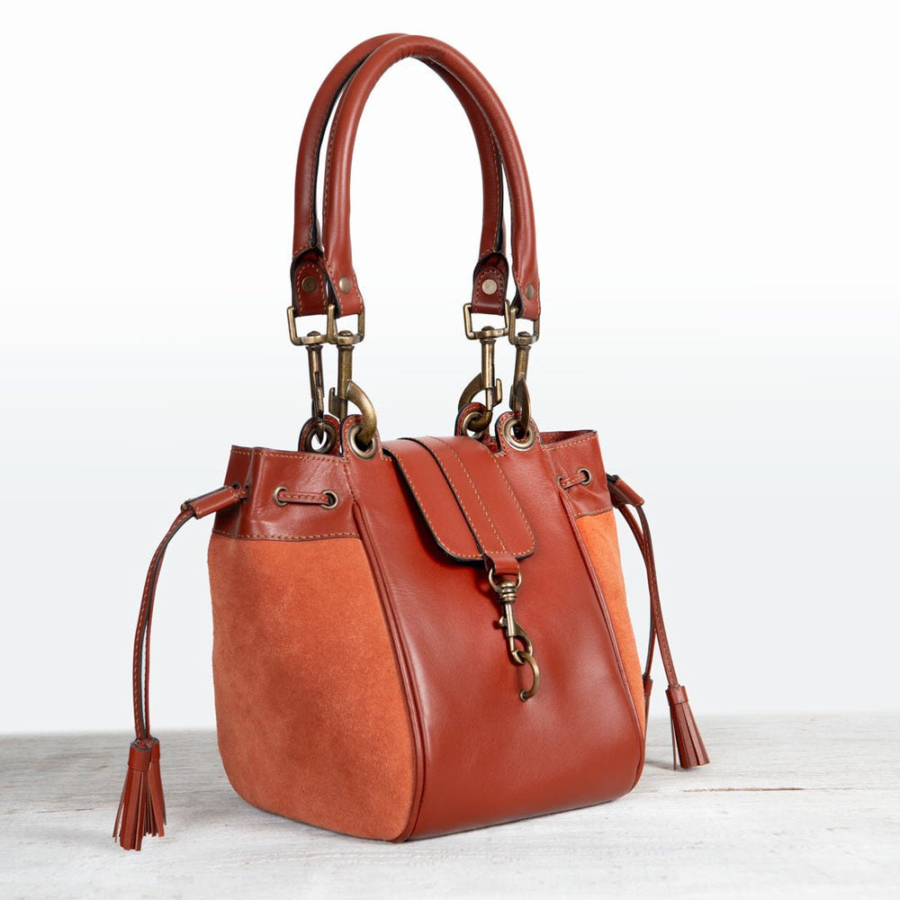 Cassidy - Luxury Leather Bucket Handbag in Cognac