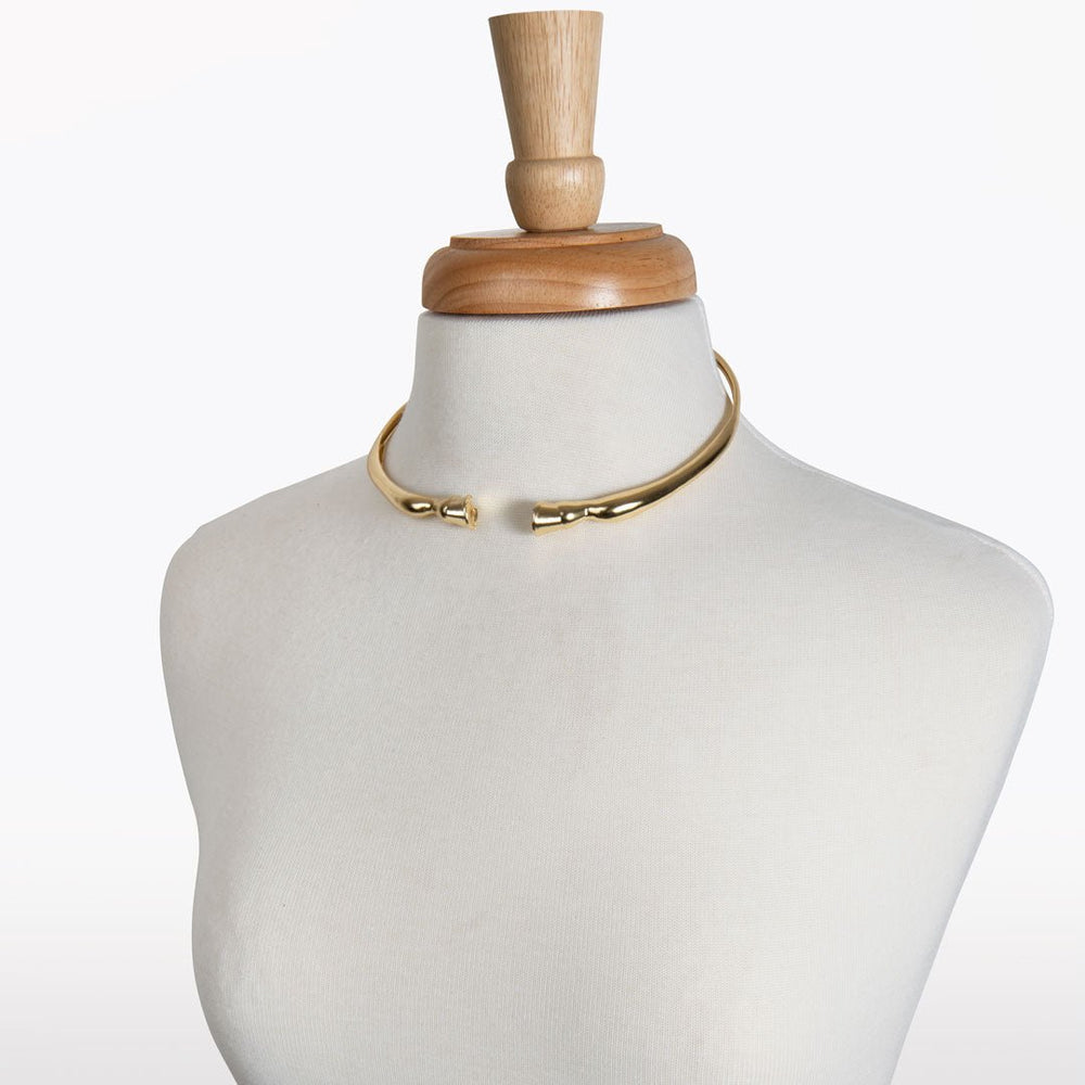 Cavallo - Horse Hoof Neck Cuff in Gold