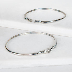 Cavallo - Horse Hoof Neck Cuff in Silver