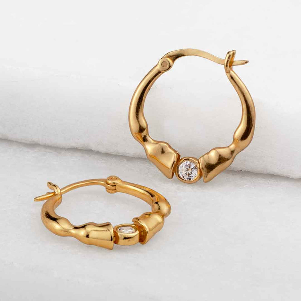 Cavallo - Moissanite Horseshoe Earring in Gold
