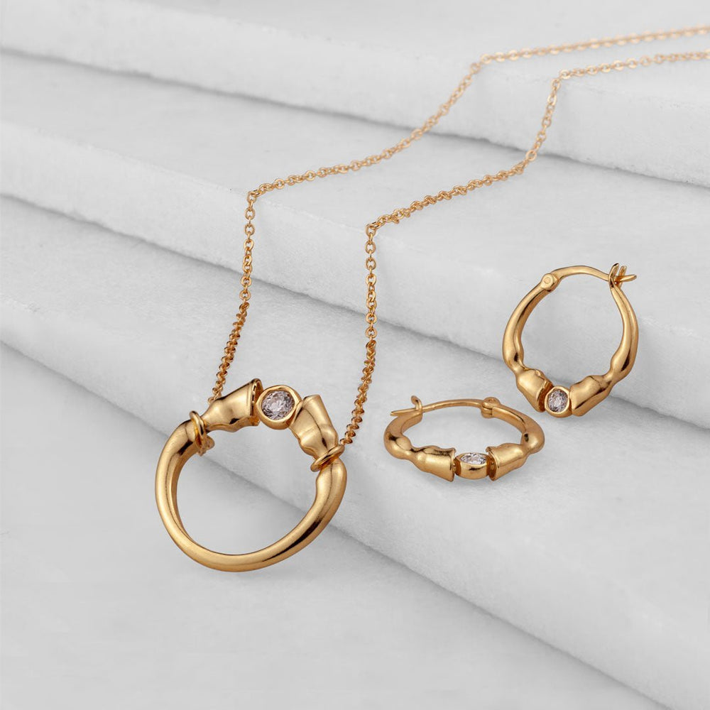 Cavallo - Moissanite Horses Hoof Necklace in Gold
