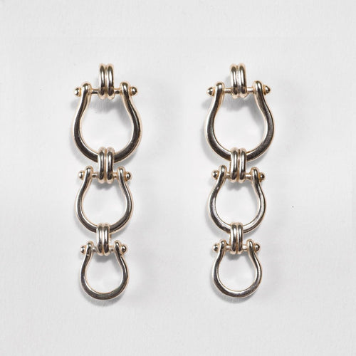 Chapelle - Horseshoe Link Equestrian Necklace in Silver