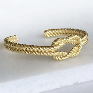 Lariat "Love Me Knot" - Twisted Rope Bracelet in Gold