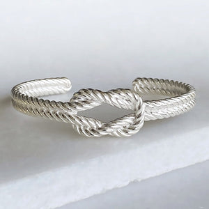 Lariat "Love Me Knot" - Twisted Rope Bracelet in Silver