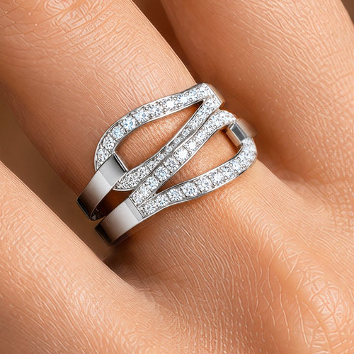 Levade - Moissanite Equestrian Horseshoe Ring in Silver