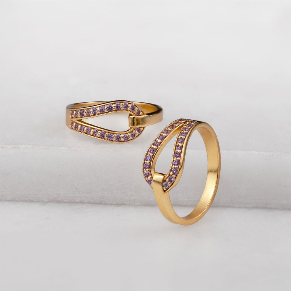 Levade - Violet Moissanite Equestrian Horseshoe Ring in Gold