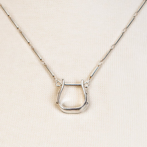 Mesa - Western Horse Stirrup Necklace in Silver