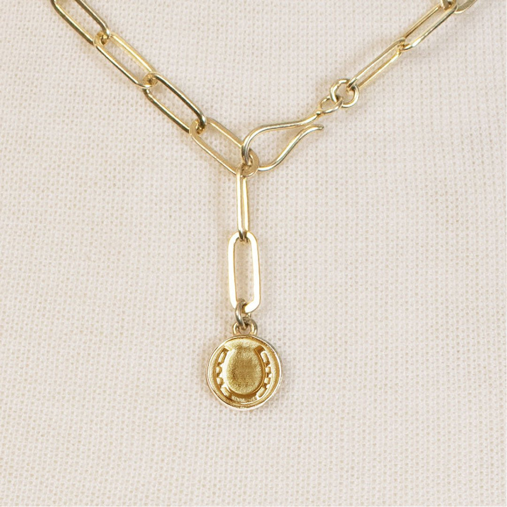 Roxy - Paperclip Chain w/ Horseshoe Coin - Large Link in Gold