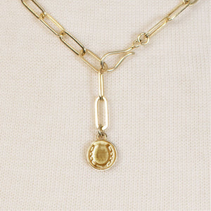 Roxy - Paperclip Chain w/ Horseshoe Coin - Large Link in Gold