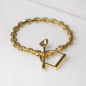 Portia T-Bar Horseshoe Bracelet in Gold