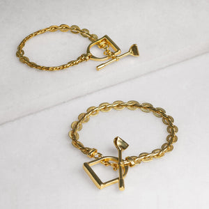 Portia T-Bar Horseshoe Bracelet in Gold