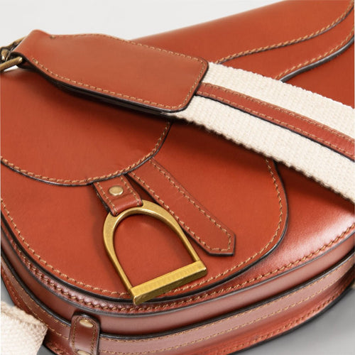 Signature Saddle Bag - Luxury Leather in Cognac
